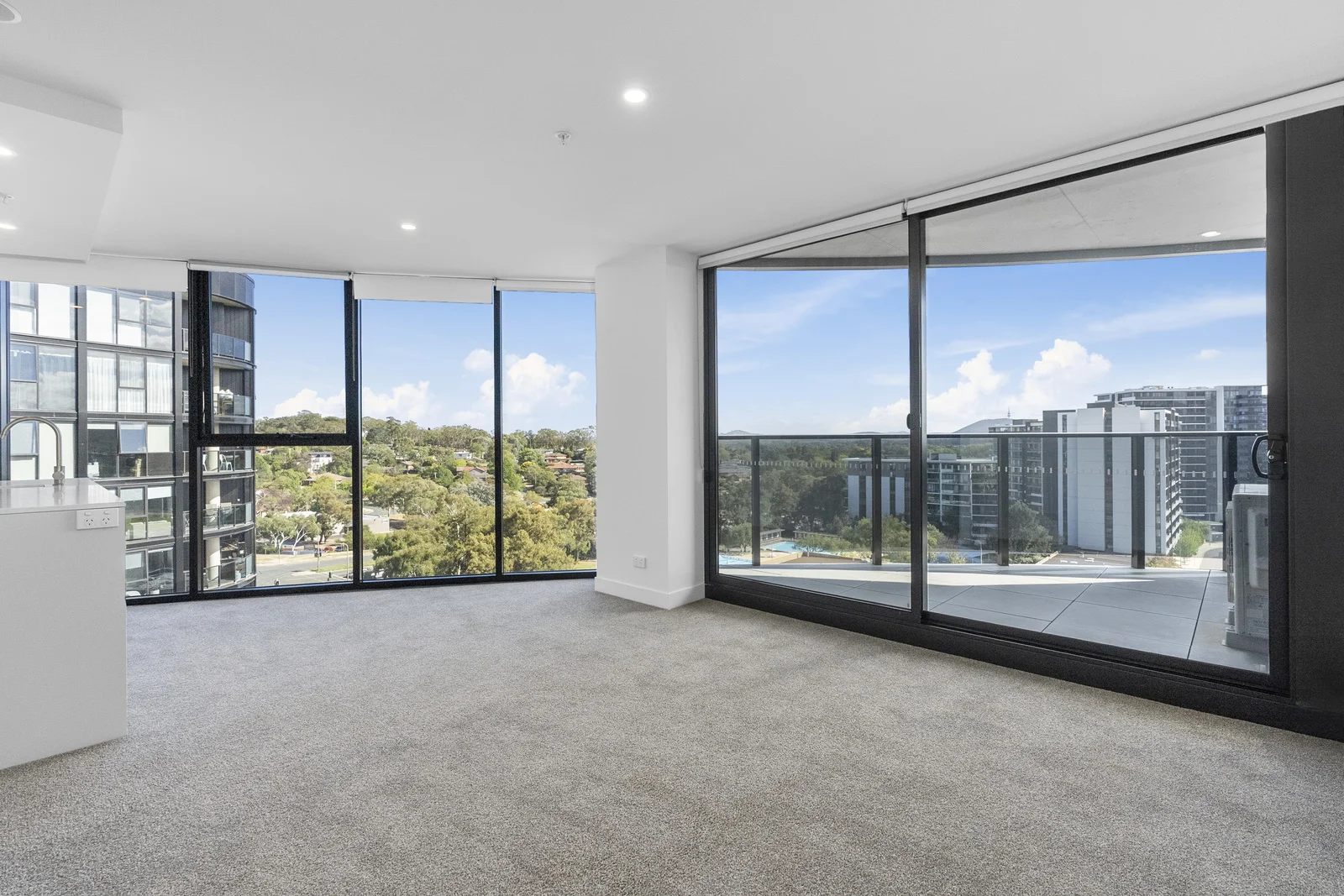 Additional image 4 of 907/2 Furzer Street, Phillip ACT 2606