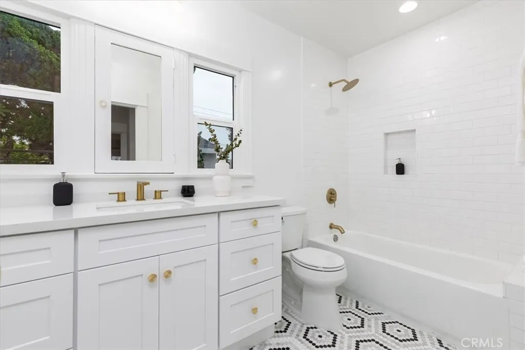 Additional image 23 of 132 Belmont Avenue, Long Beach, CA 90803