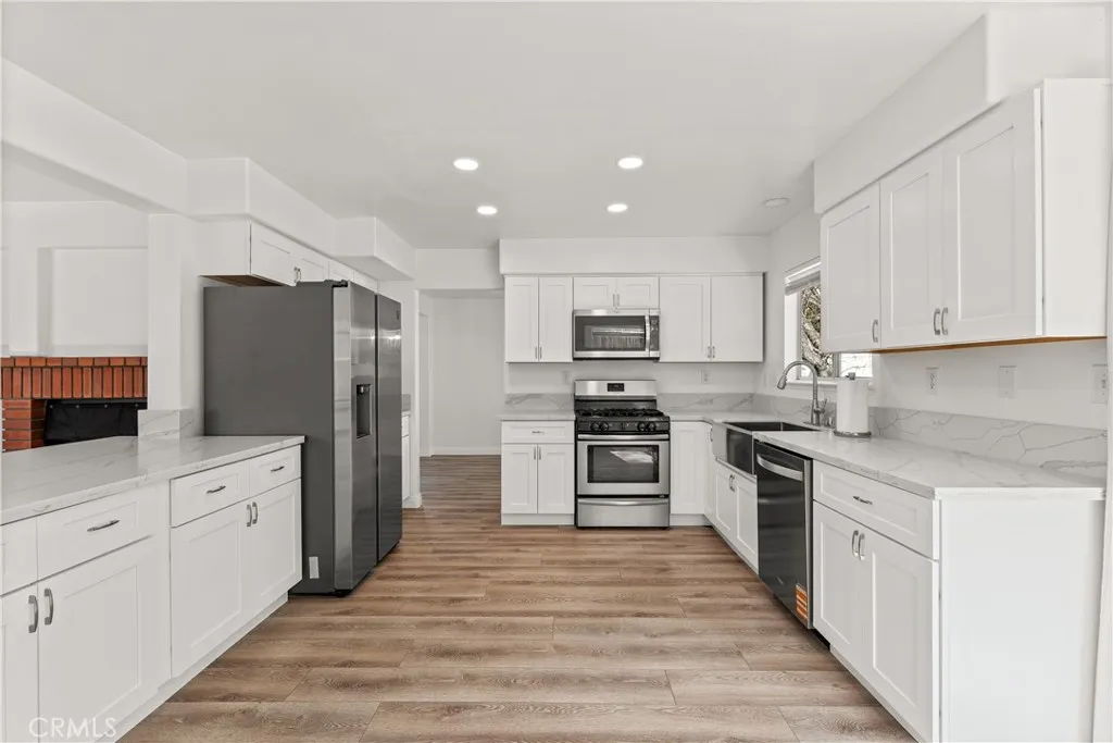 Additional image 10 of 31582 Golden Lion Dr, Temecula, CA 92591