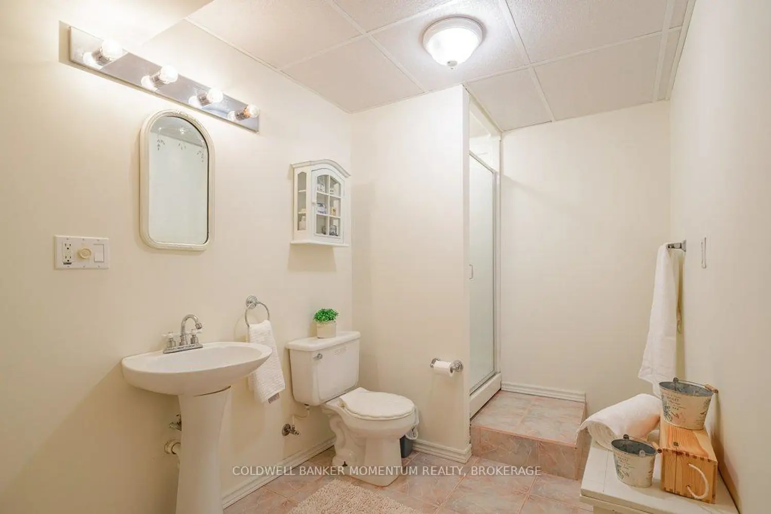 Additional image 3 of 43 Silvercrest Court