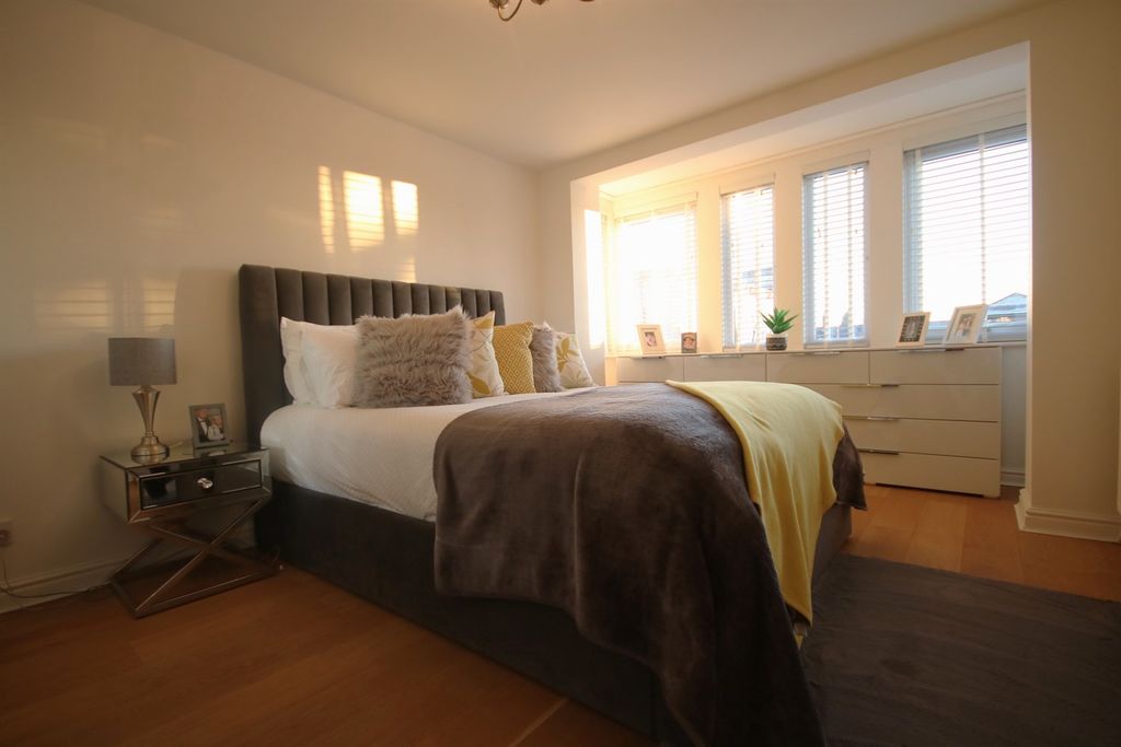 Additional image 6 of 2 bed flat to rentKennerleys Lane, Wilmslow SK9