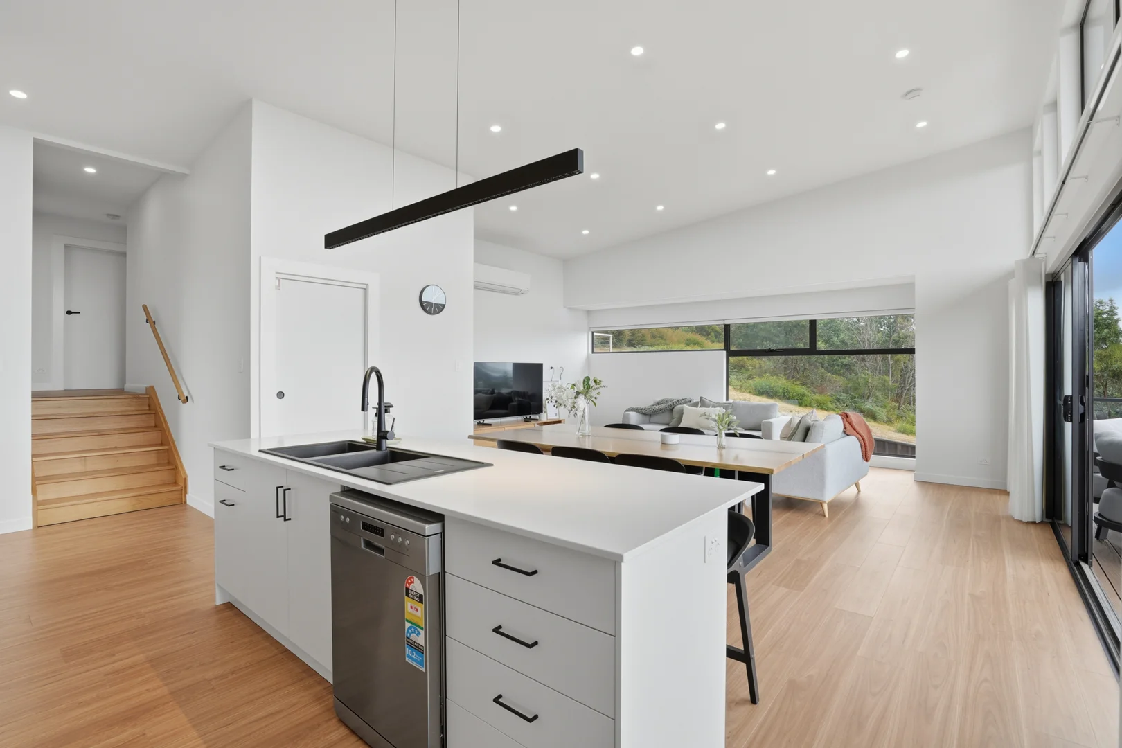 Additional image 12 of 35 High Street, Beaconsfield TAS 7270