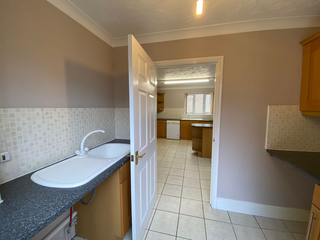Additional image 7 of 5 bed detached house to rentKitchener Close, Lakenheath, Brandon IP27