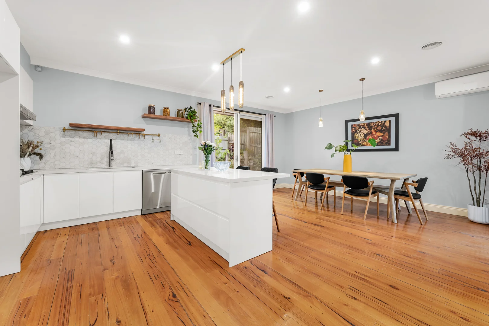 Additional image 2 of 2/9 Curlew Court, Doncaster VIC 3108