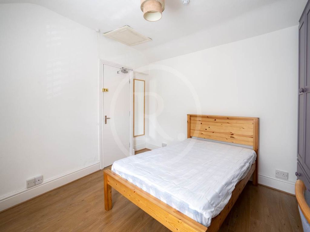 Additional image 24 of 6 bed semi-detached house to rentWestern Villa, Trefechan, Aberystwyth SY23