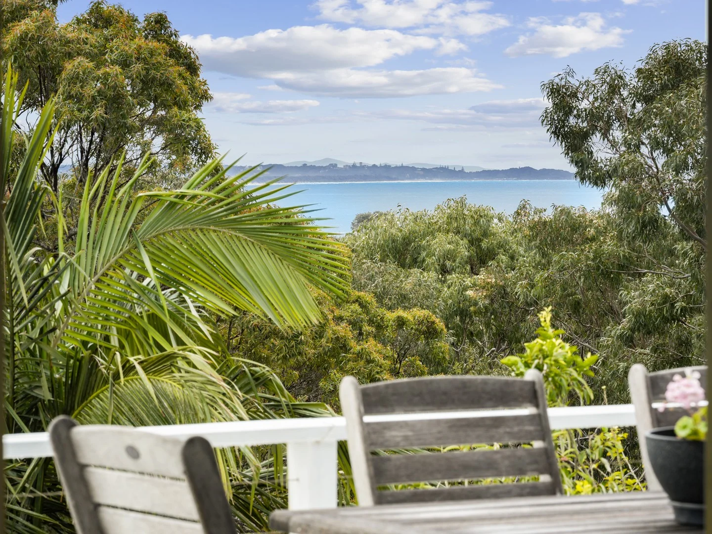 18 Panorama Parade, Scotts Head NSW 2447