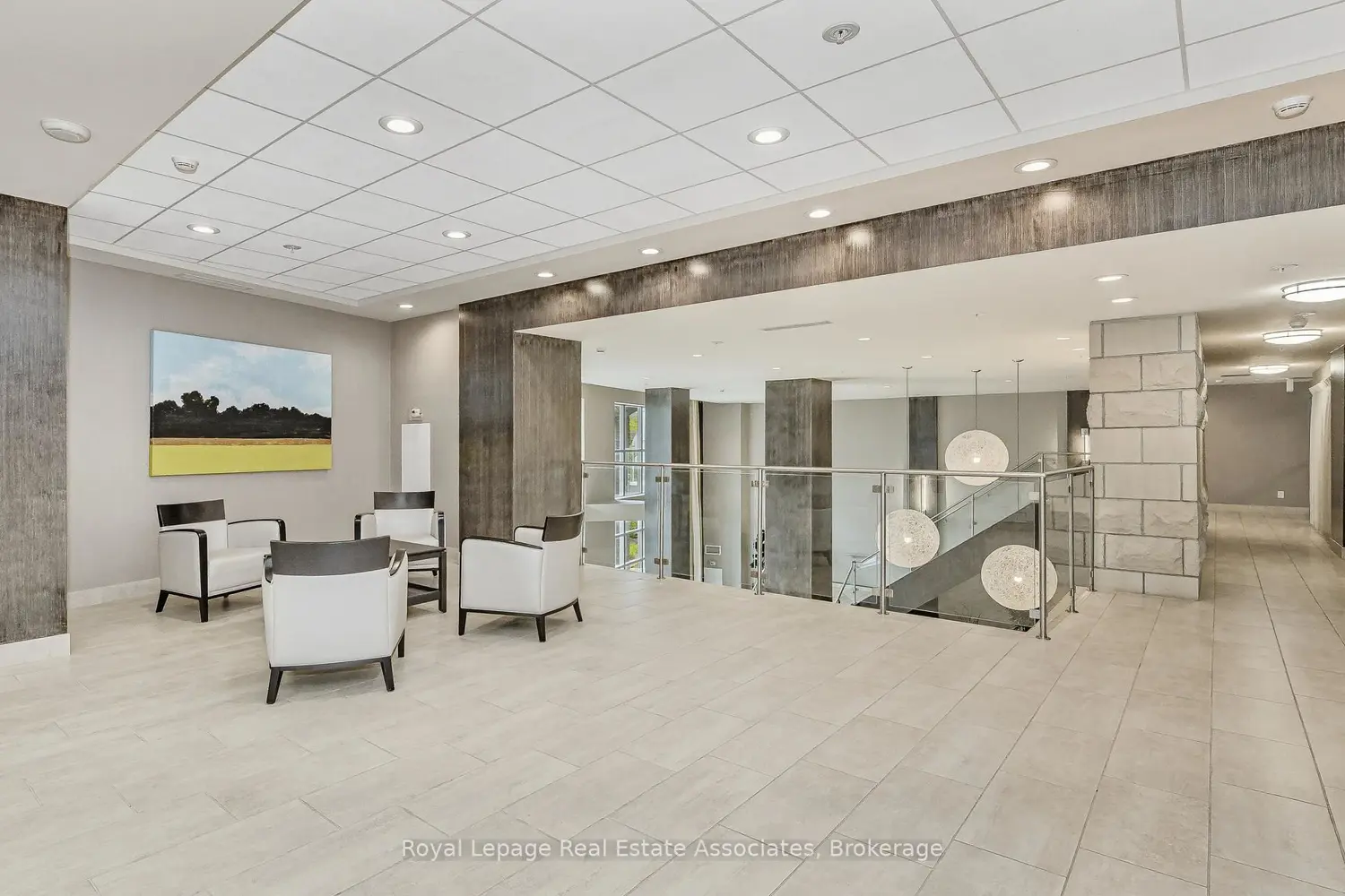 Additional image 19 of 551 Maple Avenue 1407