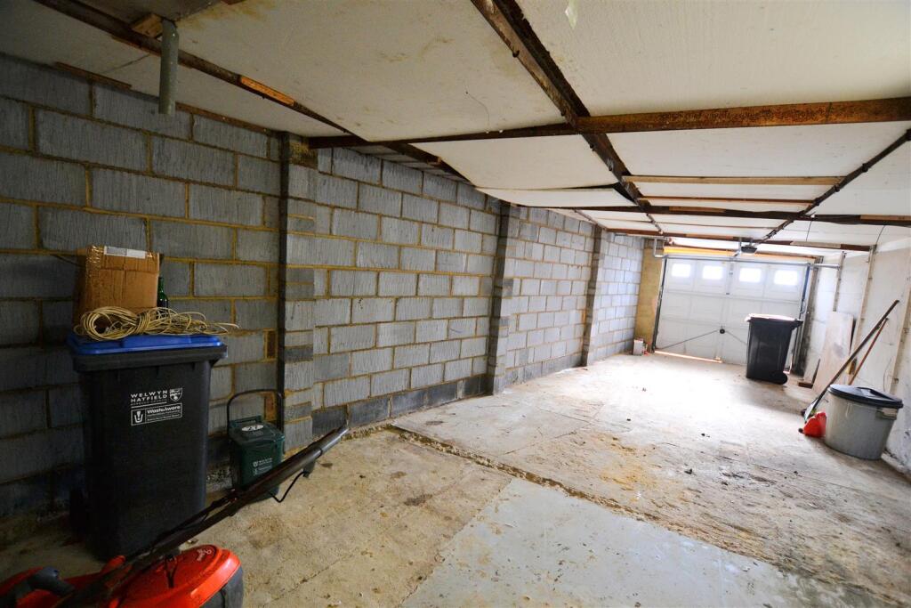 Additional image 33 of Selwyn Crescent, Ellenbrook