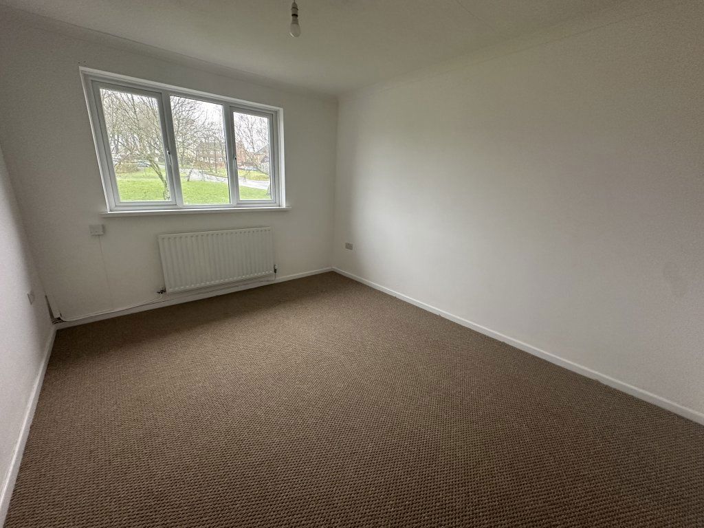 Additional image 7 of 2 bed flat to rentThe Circle, Manor Rd, Blackwood NP12