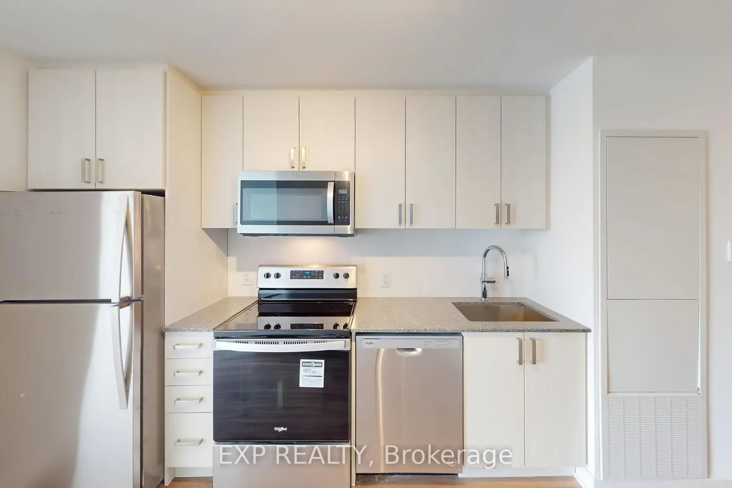 Additional image 10 of 2782 Barton Street 919