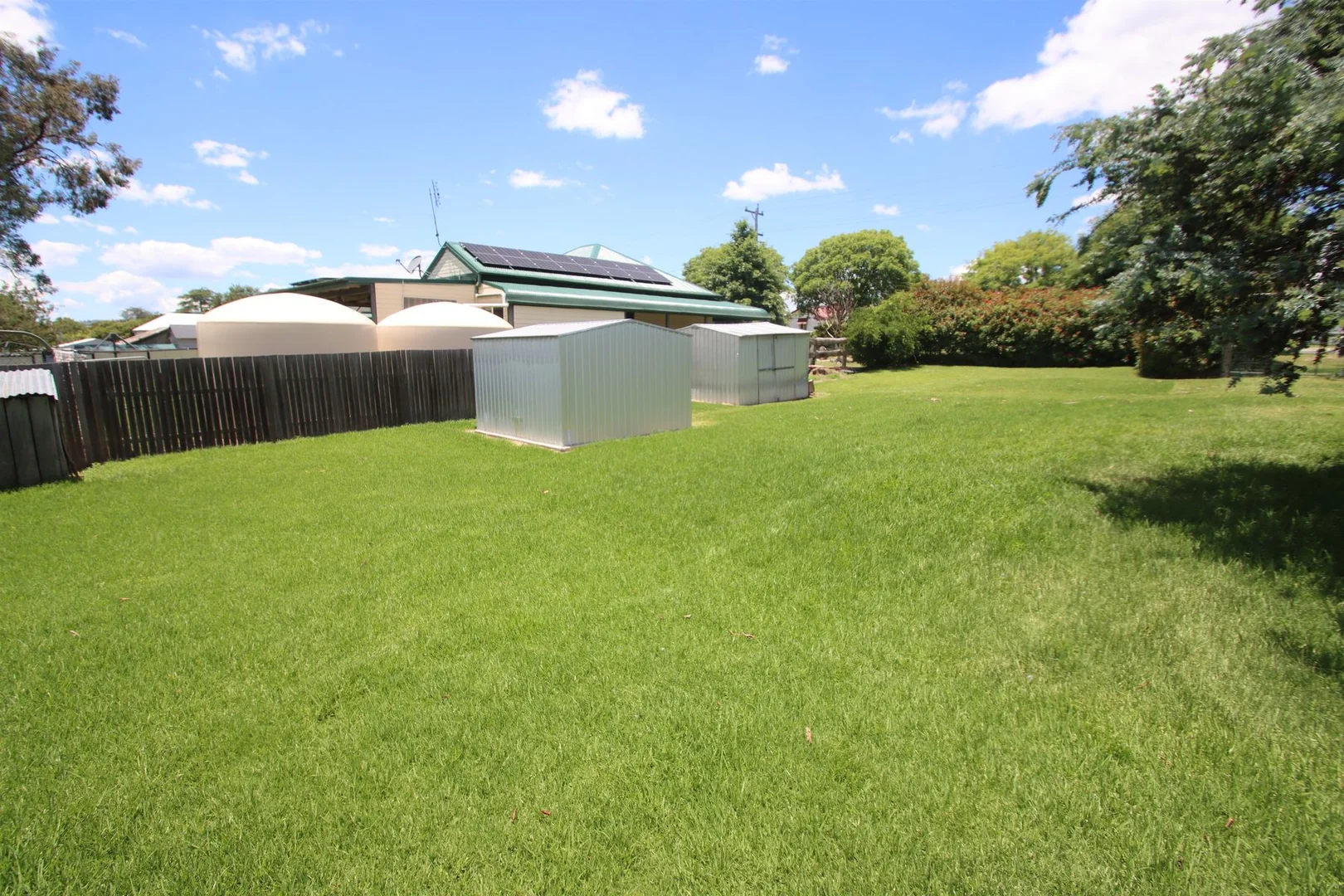 Additional image 15 of 24 Molesworth Street, Tenterfield NSW 2372