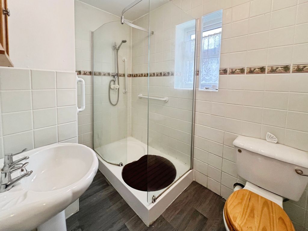 Additional image 5 of 1 bed flat to rentNew Road, Porthcawl CF36