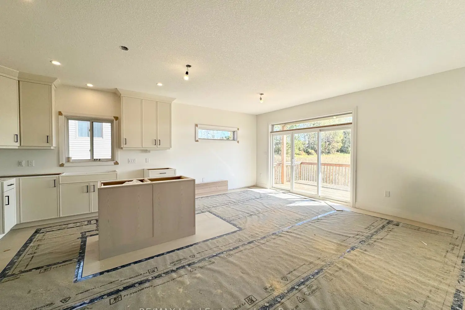 379 Ridge Street photo 3