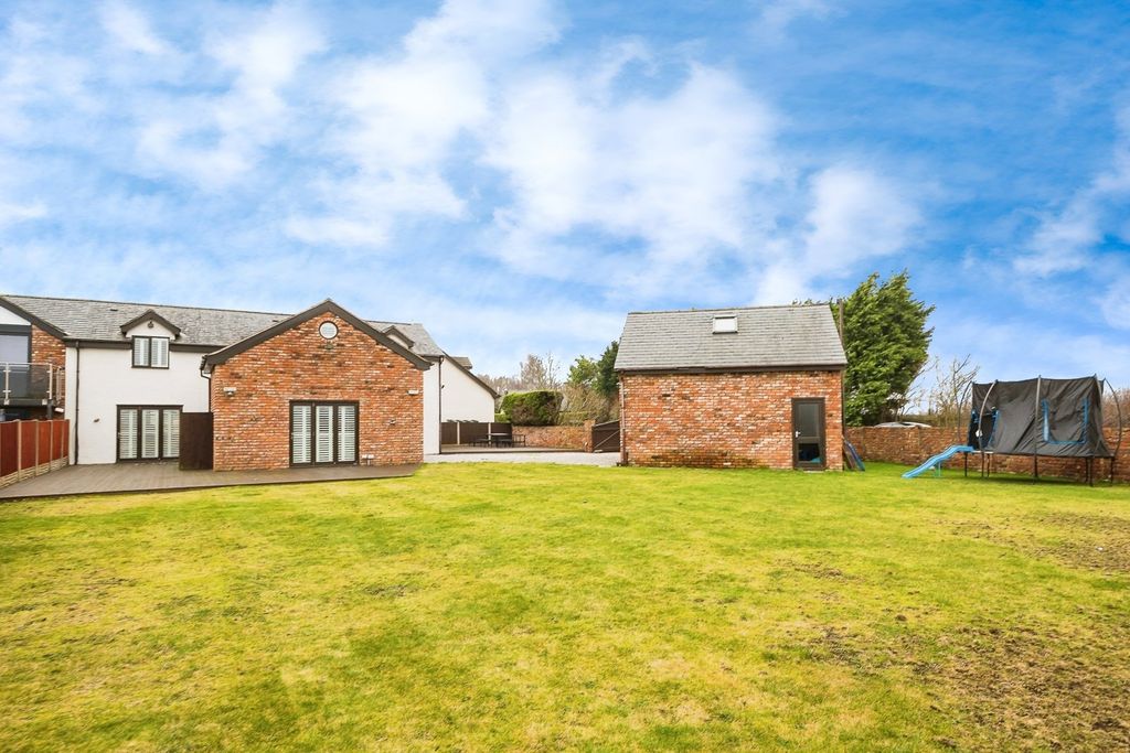 Additional image 4 of 4 bed semi-detached house to rentSealand Road, Sealand, Deeside, Flintshire CH5