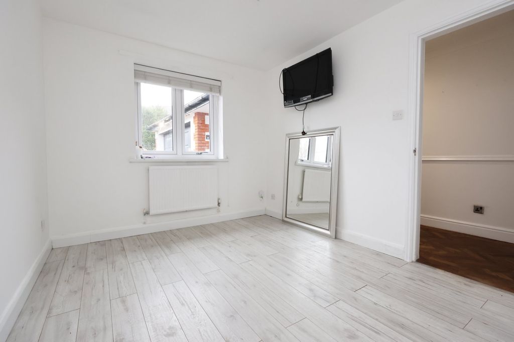 Additional image 12 of Property to rentClos Gwastir, Caerphilly CF83
