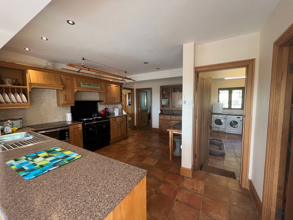 Additional image 7 of 5 bed property to rentWoolminstone, Crewkerne TA18