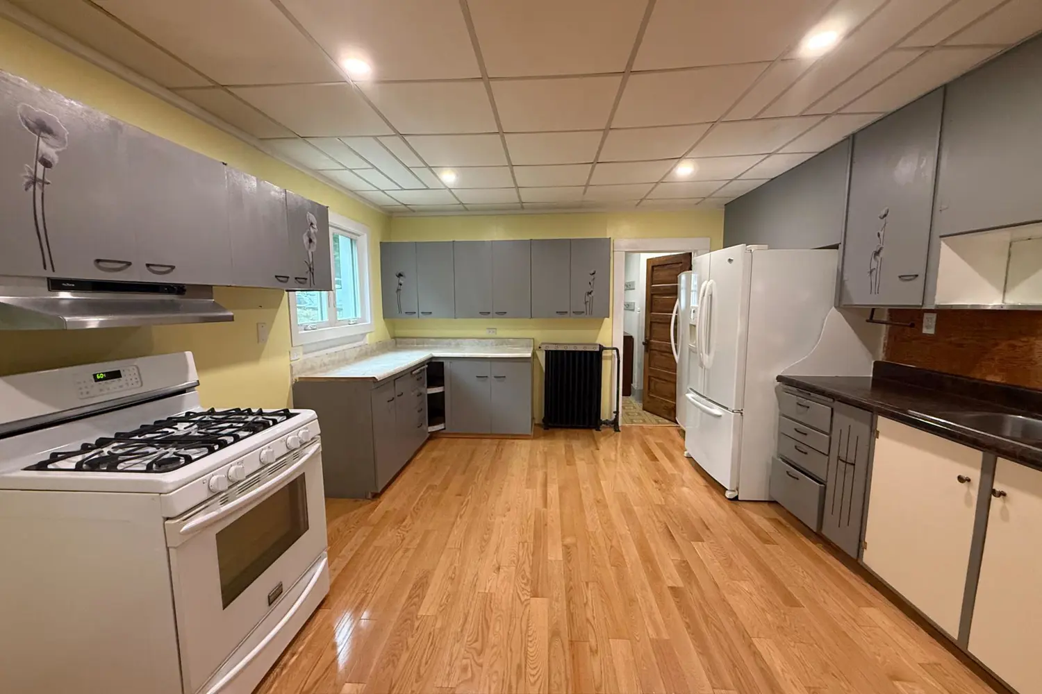 Additional image 8 of 640 Brewster Street