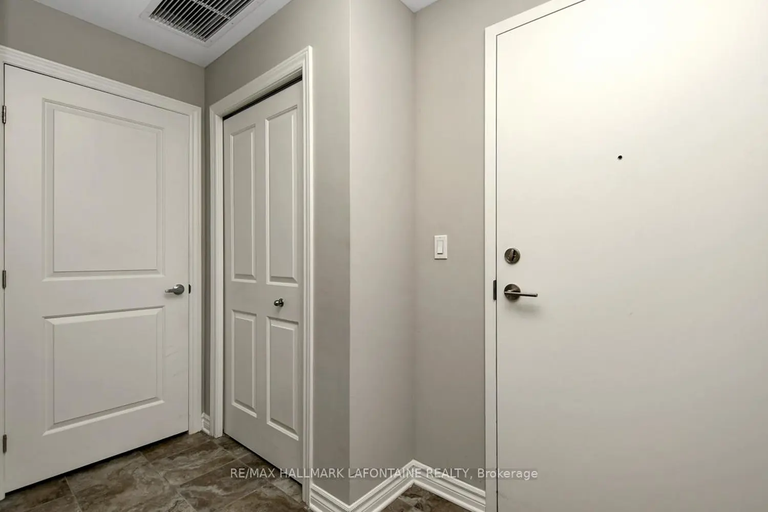 120 Prestige Circle 114 photo 3