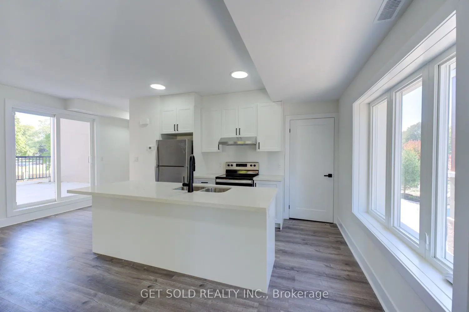 Additional image 6 of 6701 Thorold Stone Road 14