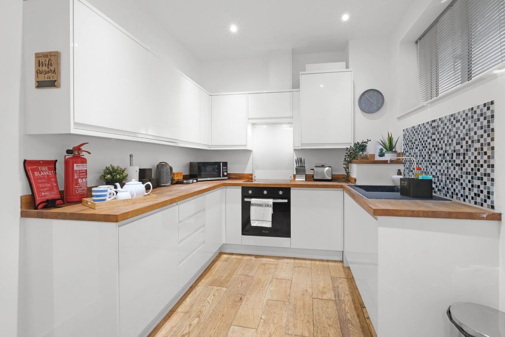 Additional image 16 of 1 bed flat to rentEaston Street, High Wycombe HP11