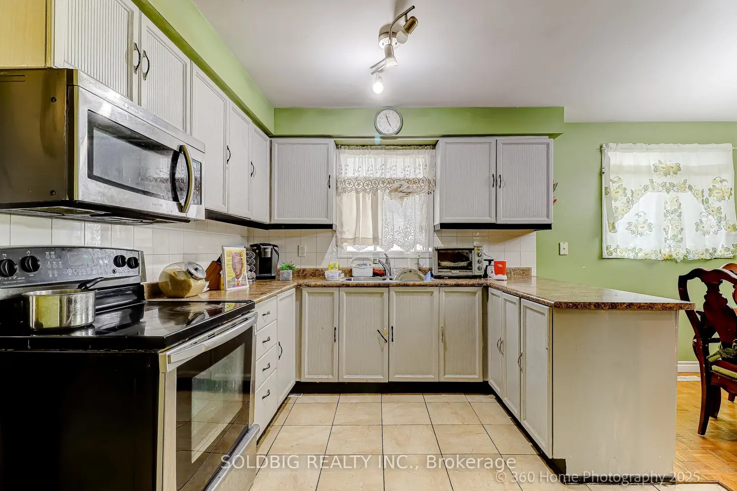 Additional image 20 of 610 Vaughan Road