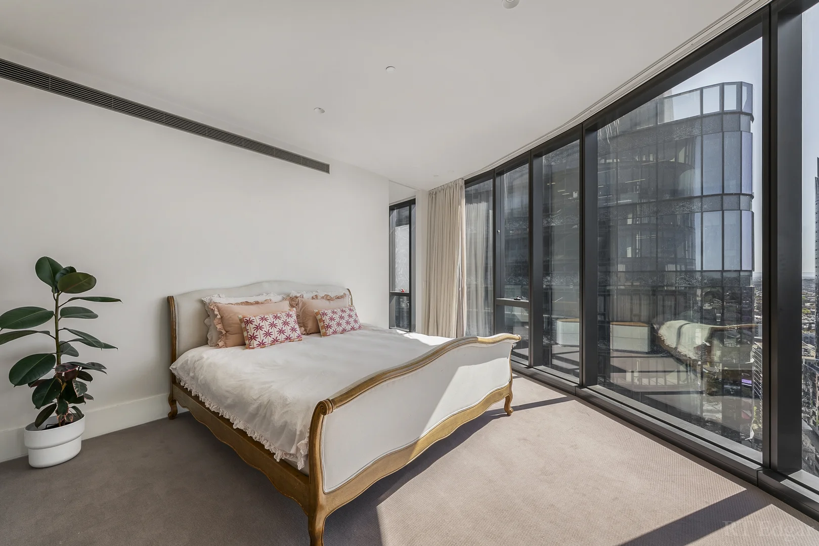 Additional image 10 of 2404/1 Almeida Crescent, South Yarra VIC 3141