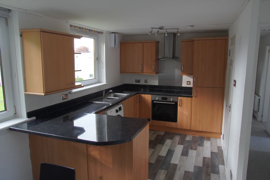 Additional image 4 of 2 bed flat to rentCastleton Drive, Newton Mearns G77