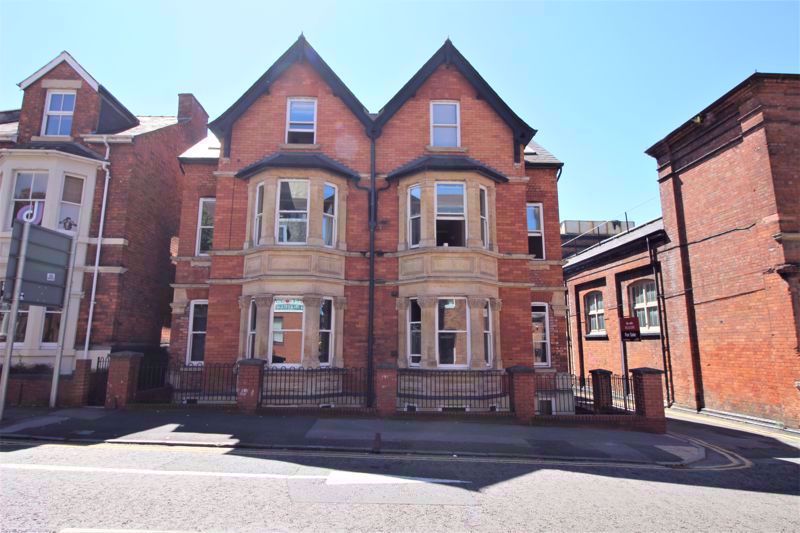 1 bed flat to rent1 Bedroom To Let, Milton Road, Town Centre SN1