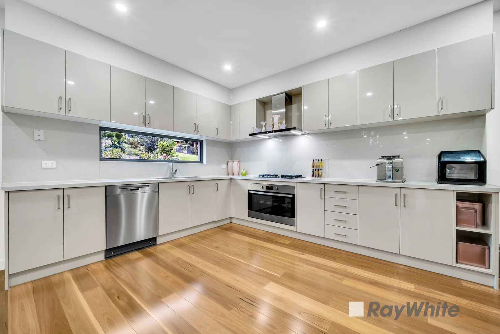 Additional image 7 of 17-19 Peak Drive, Harkaway VIC 3806