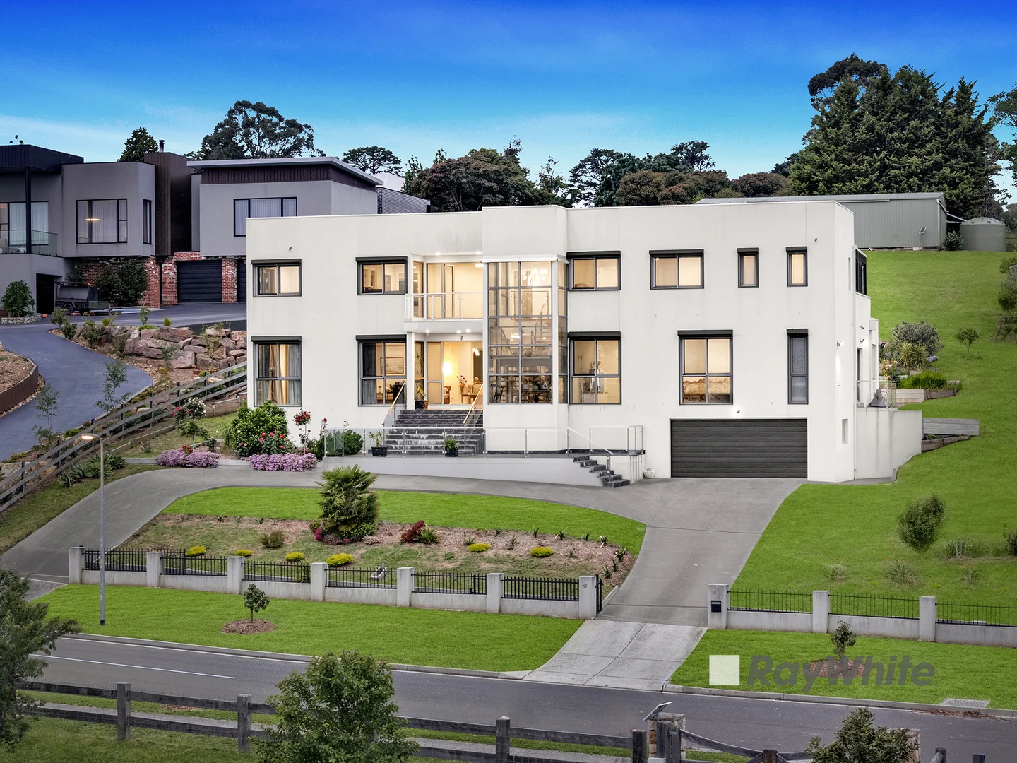 Additional image 33 of 17-19 Peak Drive, Harkaway VIC 3806