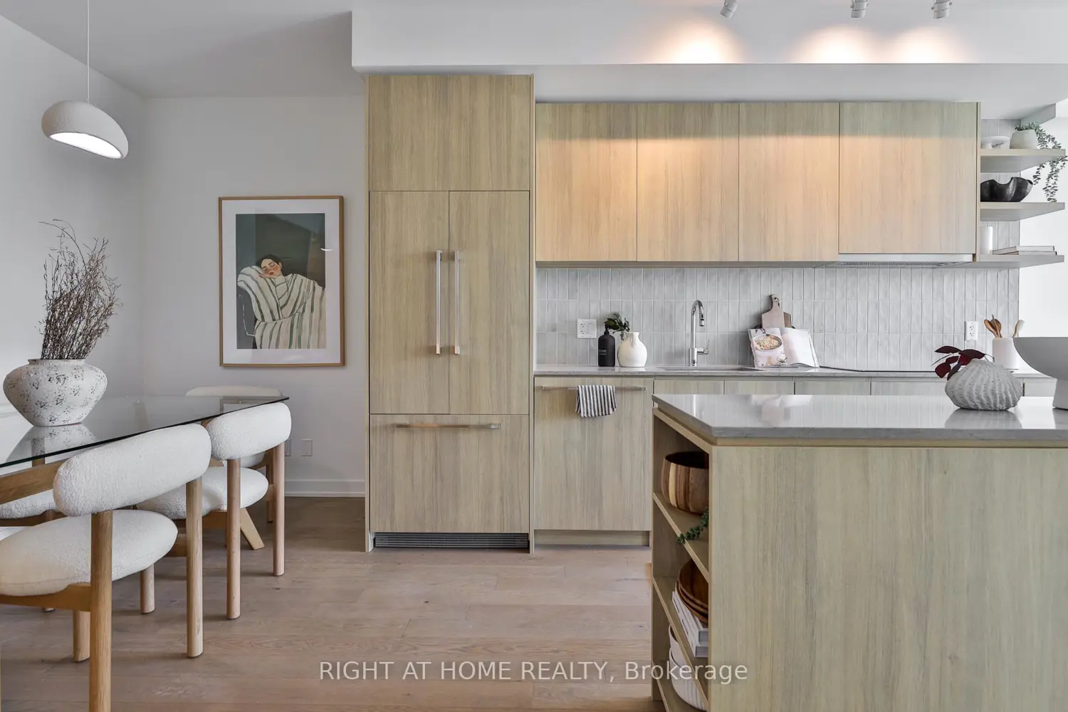 Additional image 3 of 1161 Kingston Road 201