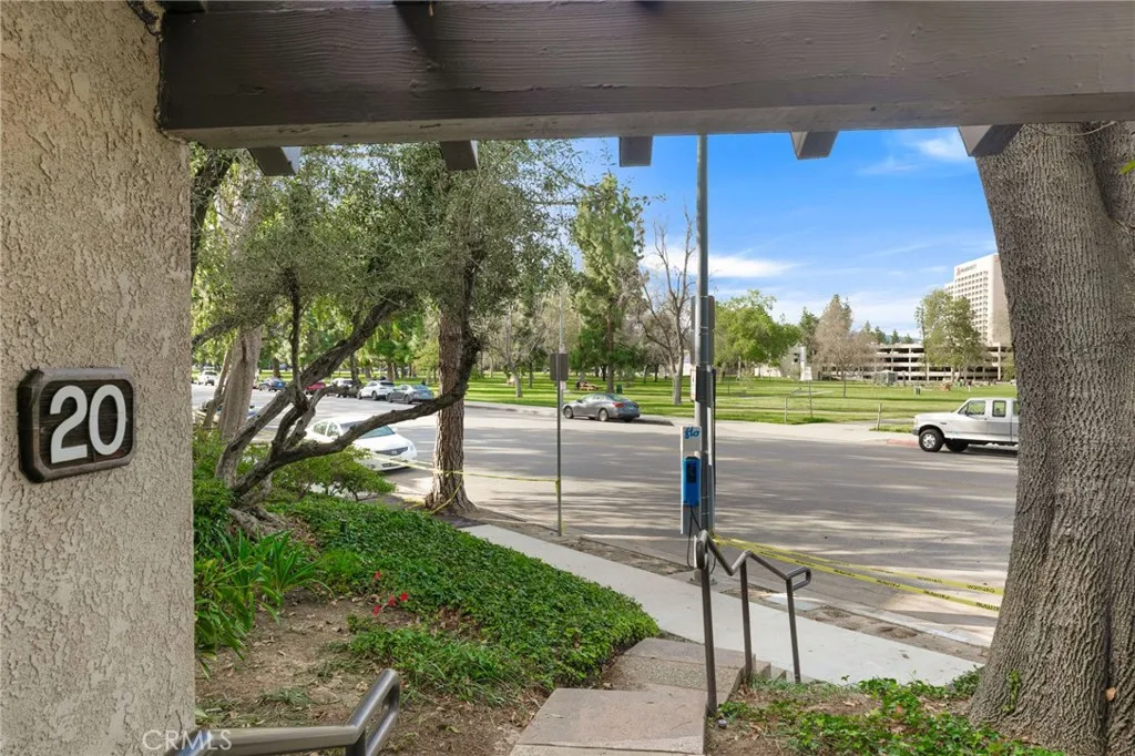 Additional image 52 of 5757 Owensmouth Avenue Unit 20, Woodland Hills, CA 91367