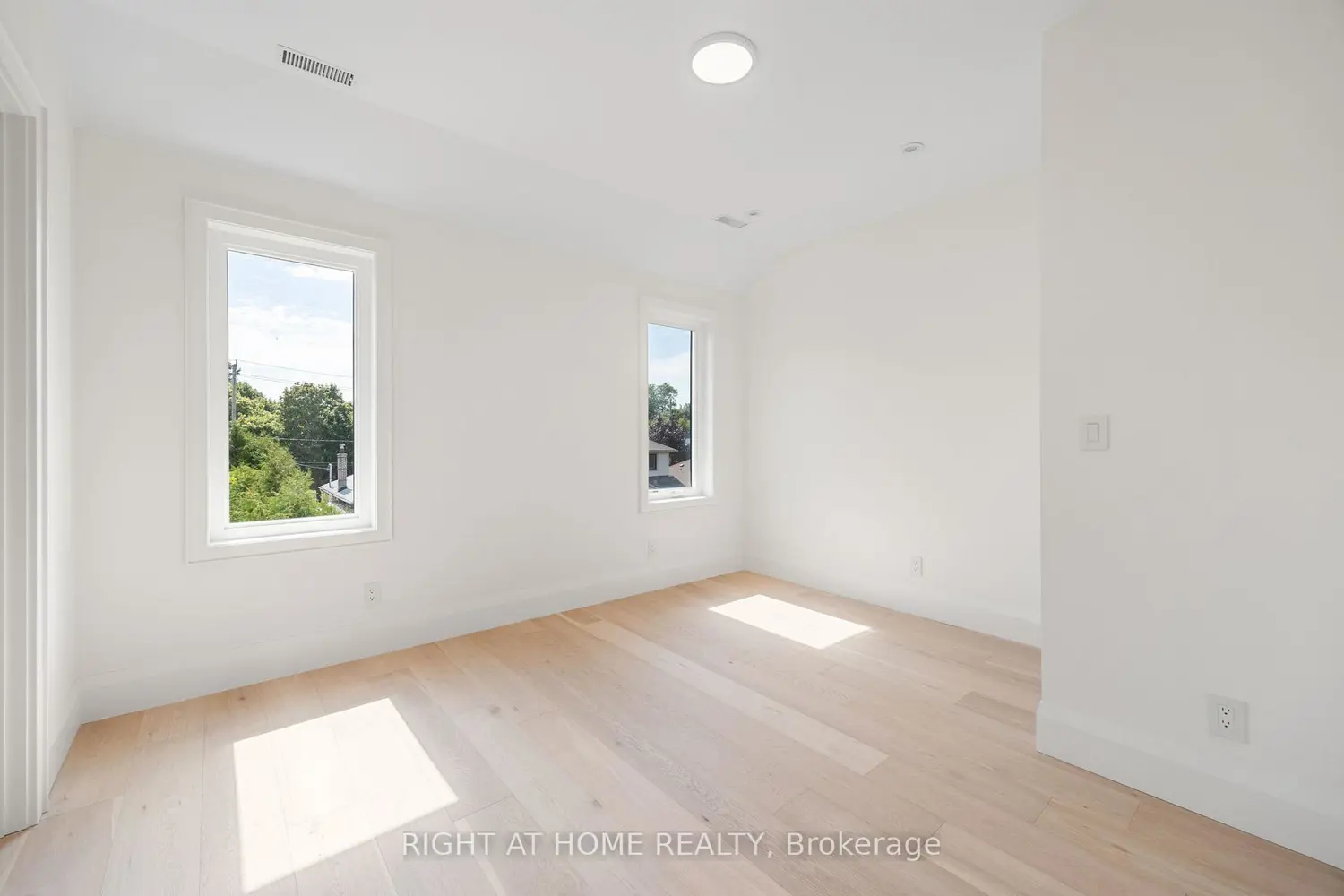 Additional image 10 of 120 Hammell St Street