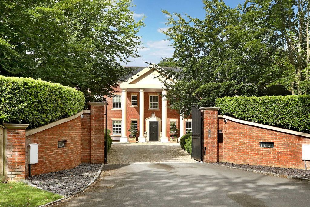 Additional image 44 of 9 bed detached house to rentSlade Oak Lane, Gerrards Cross SL9