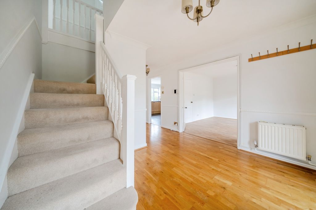 Additional image 2 of 5 bed detached house to rentNorton Park, Ascot SL5