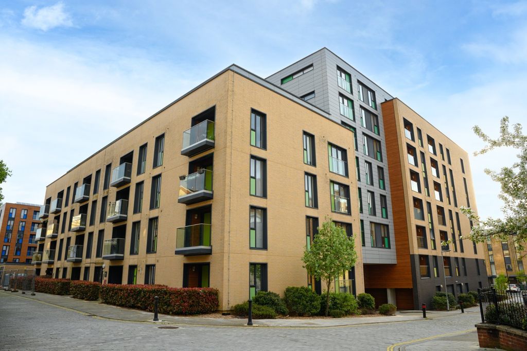 Additional image 19 of 2 bed flat to rentBernard Street, Ocean Village SO14