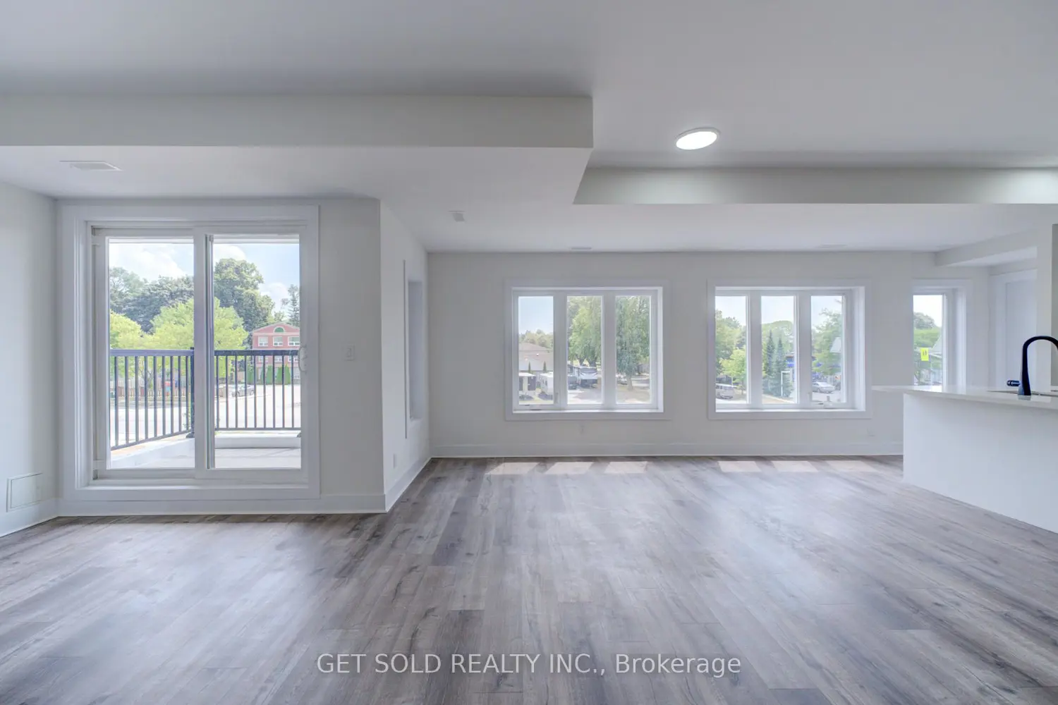 Additional image 6 of 6701 Thorold Stone Road 10