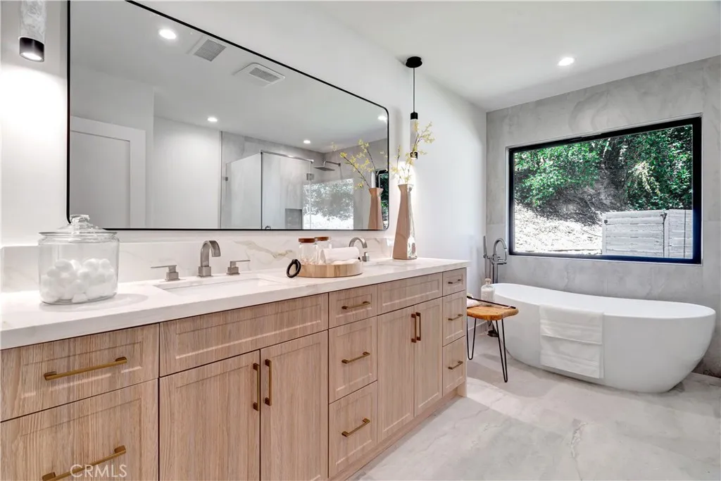 Additional image 45 of 4830 Hasekian Drive, Tarzana, CA 91356