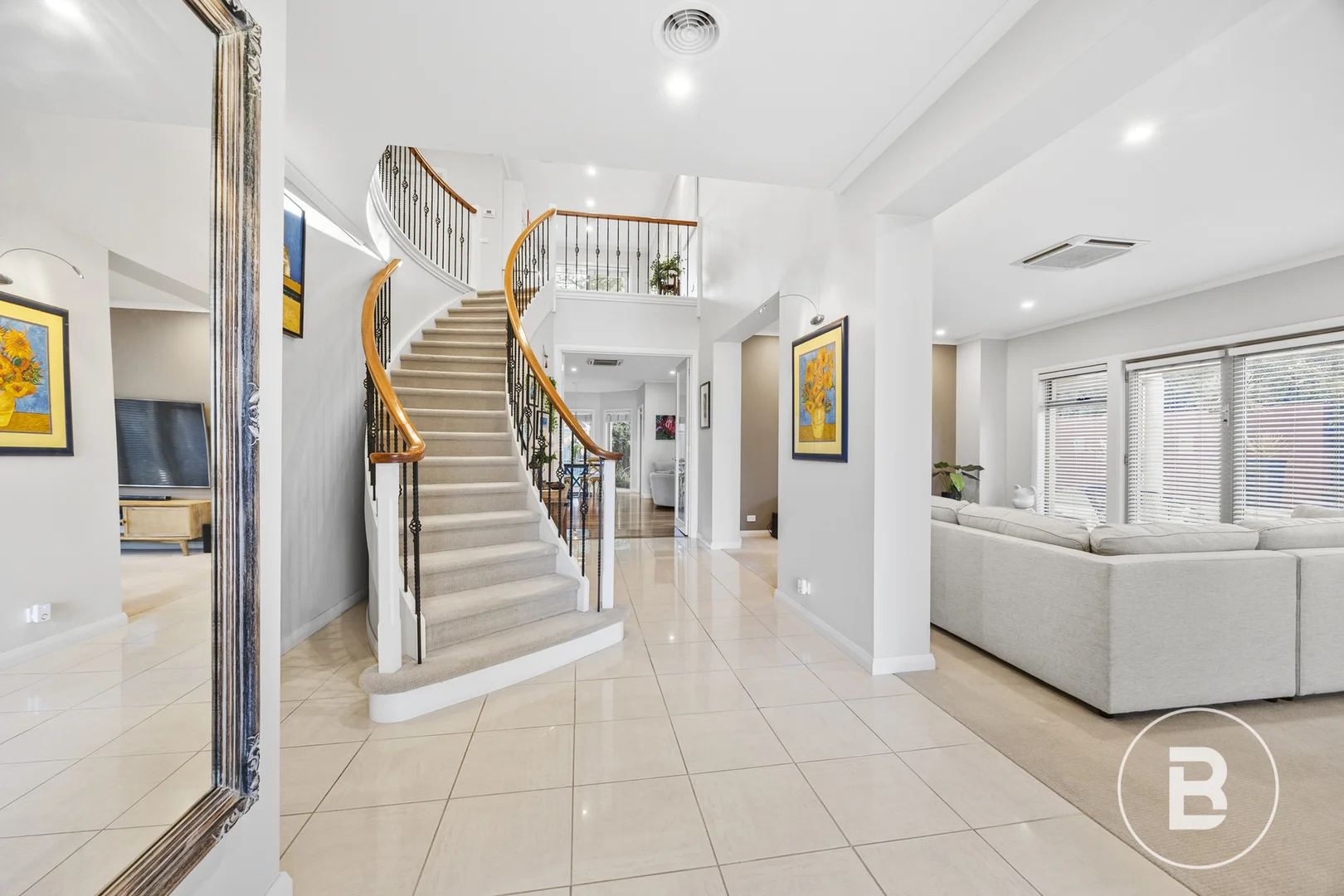 Additional image 3 of 7 St Glens Way, Lake Gardens VIC 3355