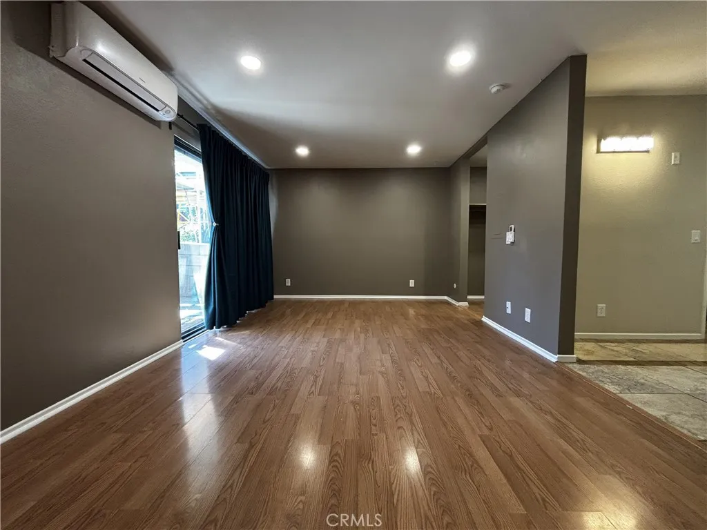 Additional image 3 of 20234 Cantara Street Unit 136, Winnetka, CA 91306