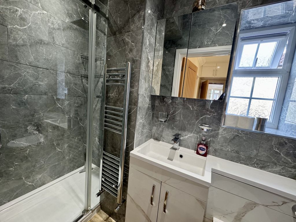 Additional image 25 of 8 bed terraced house to rentDunstable Road, Bedfordshire LU4