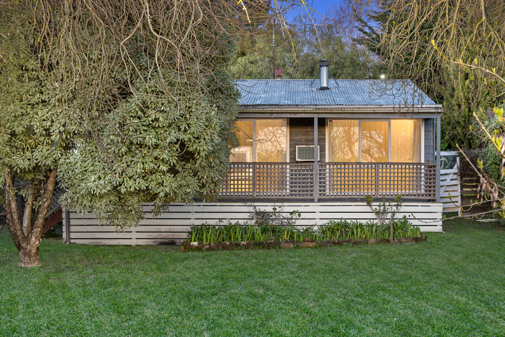 Additional image 22 of 26 & 28 Vincent Street North, Daylesford VIC 3460