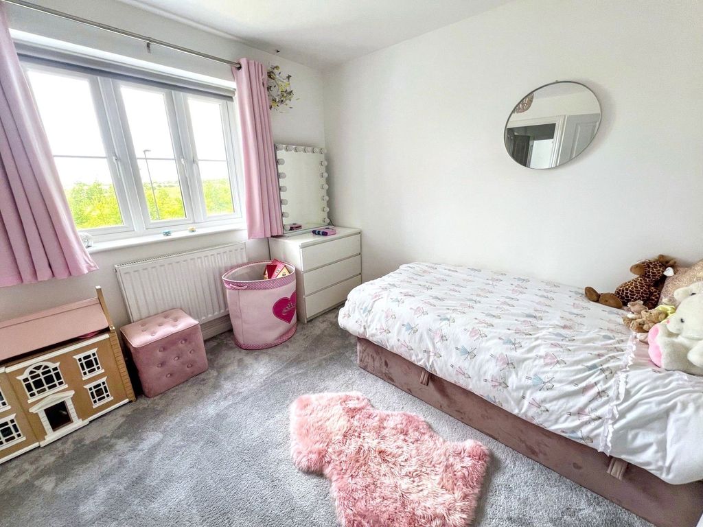 Additional image 14 of 4 bed detached house to rentSaltwick Gardens, Whitley Bay NE25