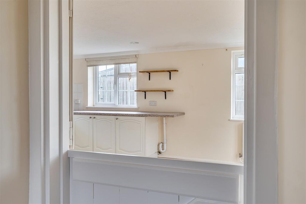 Additional image 6 of 4 bed detached house to rentWest Grimstead, Salisbury SP5