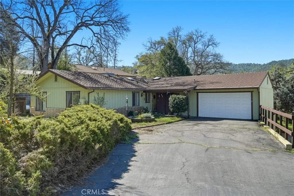 Additional image 2 of 40888 Goldside Dr, Oakhurst, CA 93644