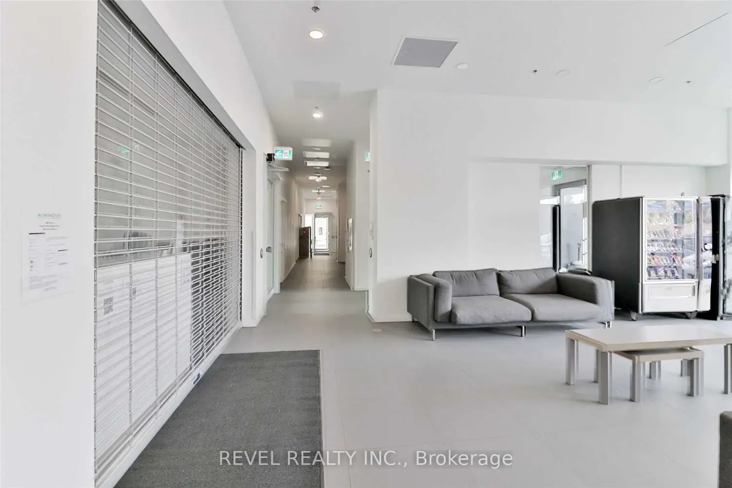 Additional image 18 of 1800 Simcoe Street 204