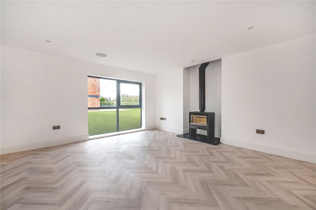 Additional image 12 of 5 bed detached house to rentPlumley Moor Road, Plumley, Knutsford, Cheshire WA16