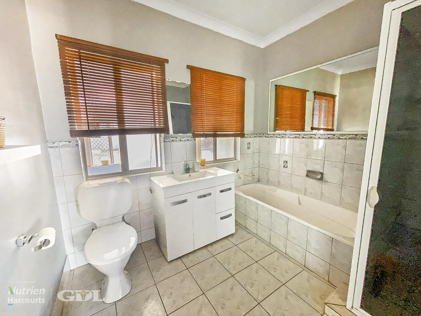 Additional image 11 of 22 Donegan Crescent, Katherine NT 0850