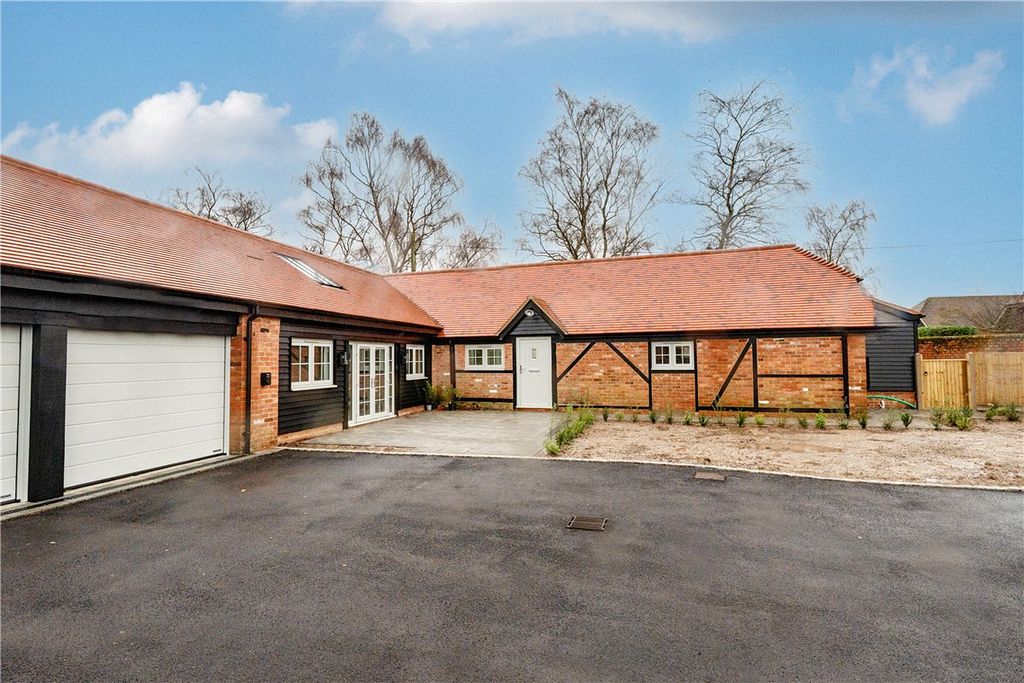2 bed semi-detached house to rentEnborne Street, Enborne, Newbury, Berkshire RG20