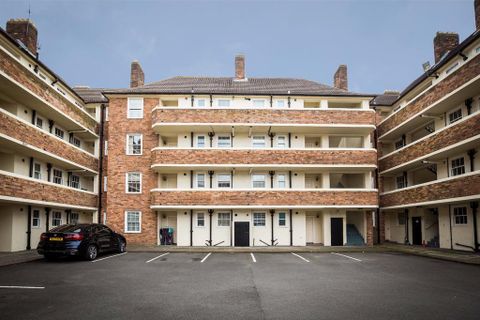 Wavertree Gardens, Liverpool L15